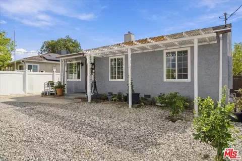 11160 Welby Way, North Hollywood, CA 91606
