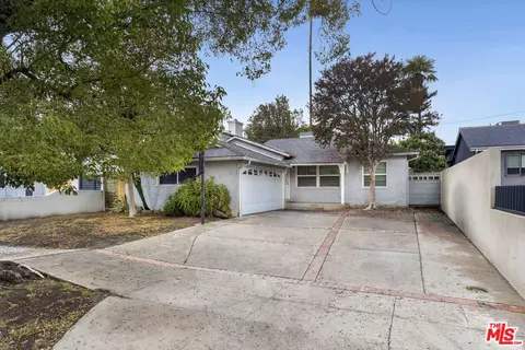 14555 Morrison St, Sherman Oaks, CA 91403