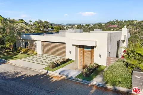 1018 Stradella Rd, Los Angeles, CA 90077