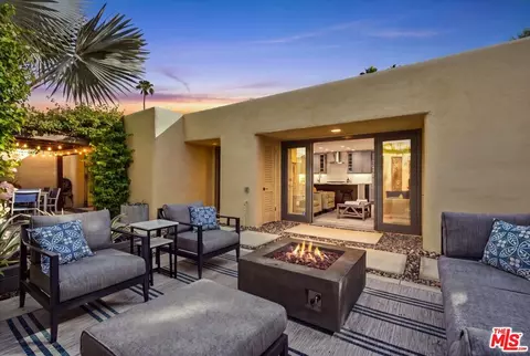 1161 E Alejo Rd, Palm Springs, CA 92262