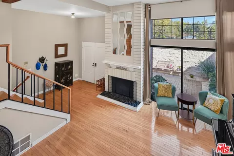 4631 Alla Rd #7, Marina Del Rey, CA 90292