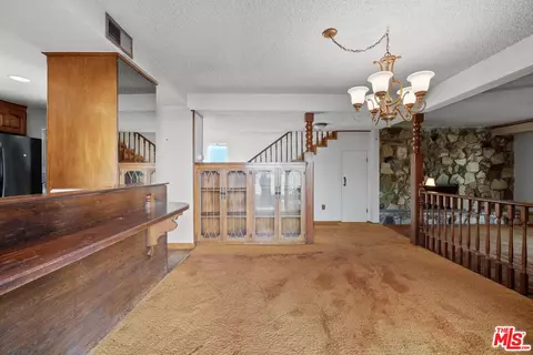 Living - 707 E Palm Ave Apt A B C D Ave #A, B, C, D, Burbank, CA 91501 photo 7 of 10