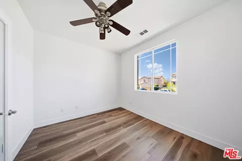 Other - 28016 Eddie Ln, Santa Clarita, CA 91350 photo 2 of 12