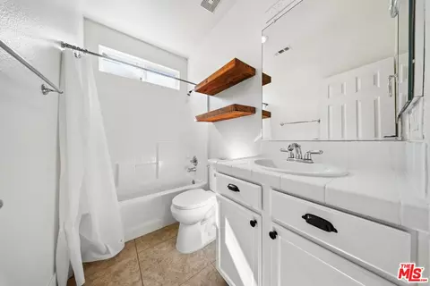 Other - 28016 Eddie Ln, Santa Clarita, CA 91350 photo 9 of 12