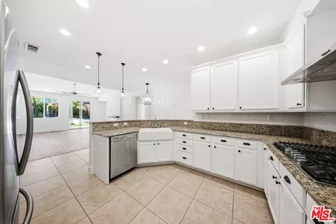 Other - 28016 Eddie Ln, Santa Clarita, CA 91350 photo 5 of 12