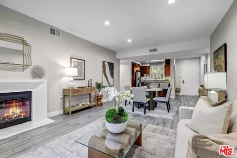 14412 Killion St #110, Sherman Oaks, CA 91401