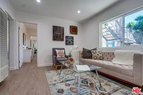 Living - 1503 N Stanton Pl, Long Beach, CA 90804 photo 1 of 3