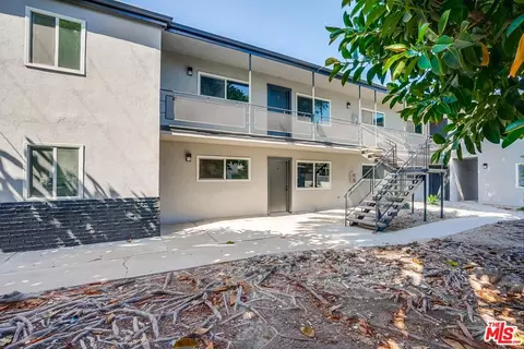 Exterior - 1503 N Stanton Pl, Long Beach, CA 90804 photo 4 of 7