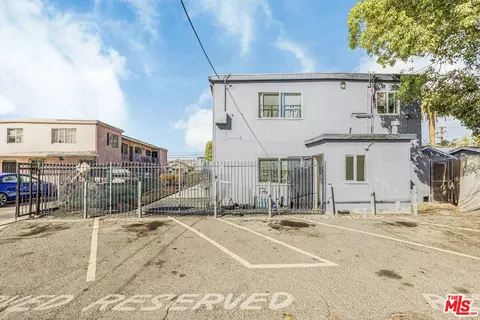 Exterior - 2212 E 15th St, Long Beach, CA 90804 photo 5 of 5