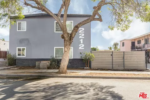 Exterior - 2212 E 15th St, Long Beach, CA 90804 photo 2 of 5