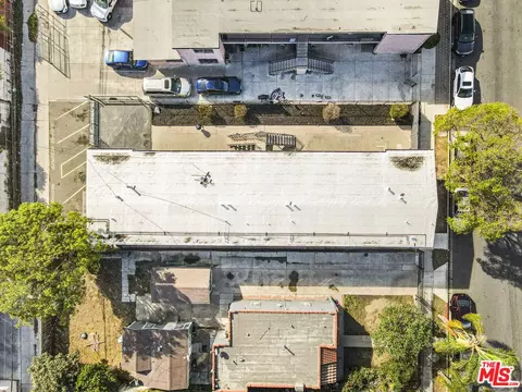 View/Area - 2212 E 15th St, Long Beach, CA 90804 photo 4 of 9