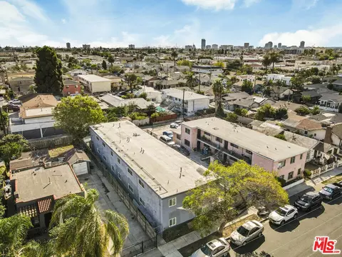 View/Area - 2212 E 15th St, Long Beach, CA 90804 photo 3 of 9
