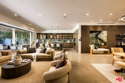 326 N Harper Ave, Los Angeles, CA 90048