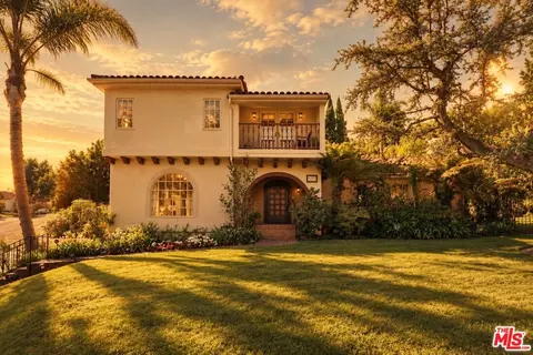 1717 Comstock Ave, Los Angeles, CA 90024