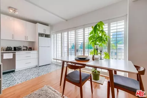 999 N Doheny Dr #302, West Hollywood, CA 90069