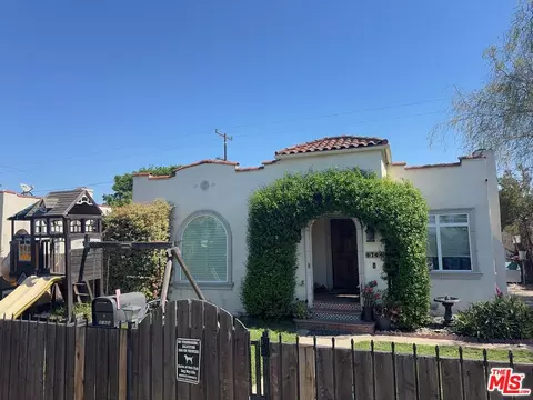 8764 Zamora Ave, Los Angeles, CA 90002