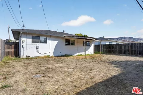 Exterior - 1219 Griffin Dr, Vallejo, CA 94589 photo 3 of 4