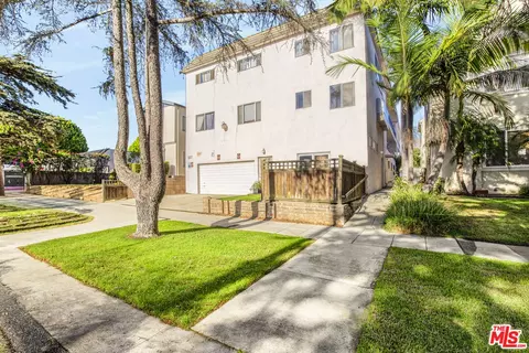 817 12th St, Santa Monica, CA 90403