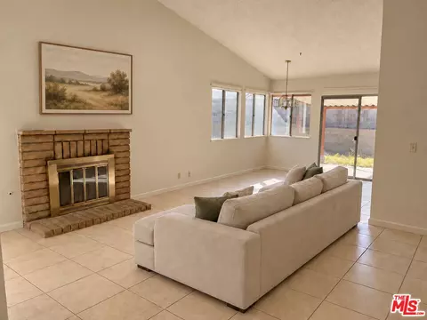 2310 Edam St, Lancaster, CA 93536 photo 3