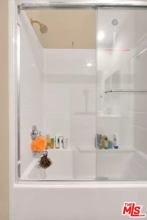 Bath - 2432 E Hyde Paseo, Ontario, CA 91762 photo 2 of 2