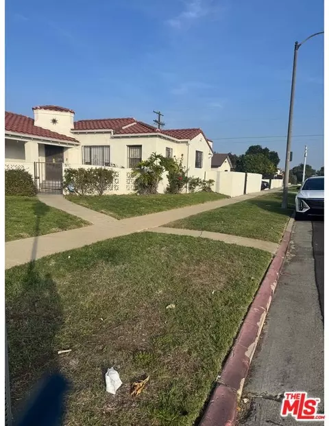 7530 S Hobart Blvd, Los Angeles, CA 90047
