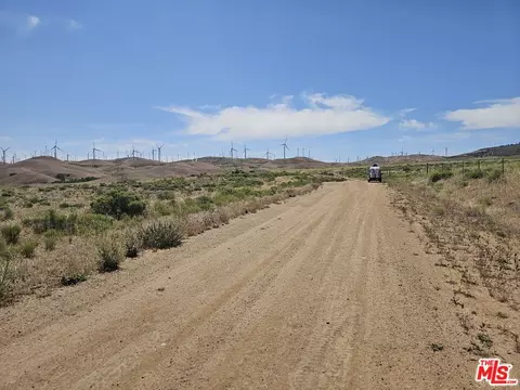 0 Jarrett Dr, Tehachapi, CA 93561 photo 2