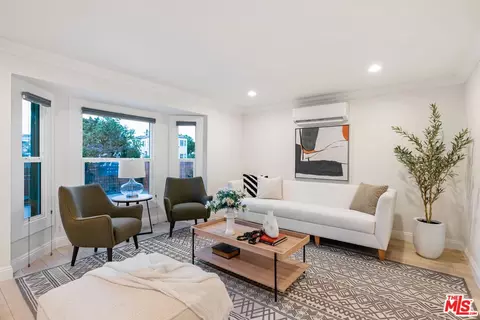 1788 W 24th St, Los Angeles, CA 90018