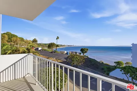 17350 W Sunset Blvd #305, Pacific Palisades, CA 90272