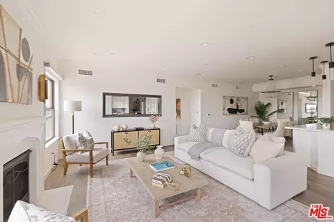 432 S Willaman Dr #401, Los Angeles, CA 90048