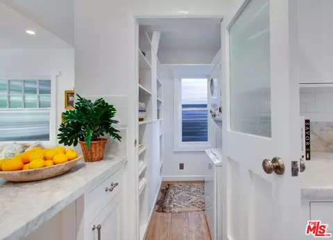 739 Superba Ave, Venice, CA 90291 photo 19