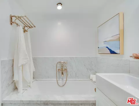739 Superba Ave, Venice, CA 90291 photo 28