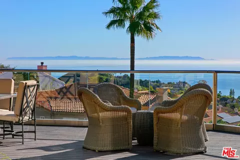 16868 Calle De Sarah, Pacific Palisades, CA 90272