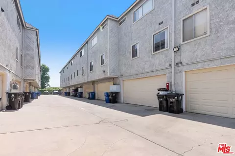 8936 Willis Ave #11, Panorama City, CA 91402
