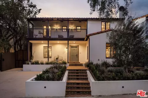 1611 Angelus Ave, Los Angeles, CA 90026