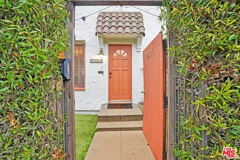 9208 National Blvd, Los Angeles, CA 90034