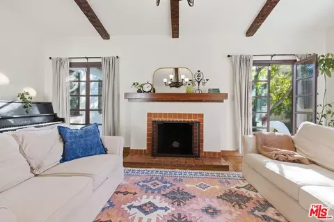 1248 N Everett St, Glendale, CA 91207 photo 11
