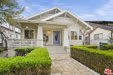 135 S Dillon St, Los Angeles, CA 90057