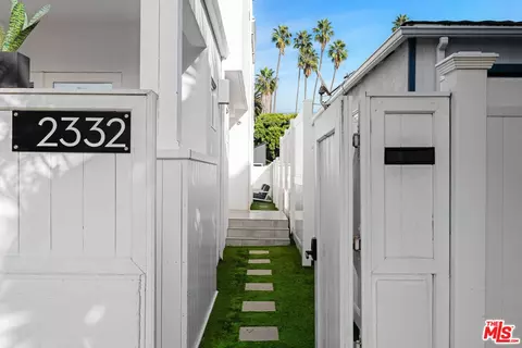 Exterior - 2332 Ocean Ave, Venice, CA 90291 photo 1 of 12