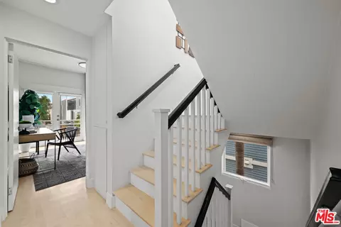Entry Way - 2332 Ocean Ave, Venice, CA 90291 photo 6 of 6