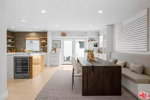 Dining - 2332 Ocean Ave, Venice, CA 90291 photo 1 of 2