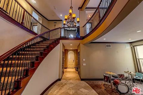 Entry Way - 6621 E Prescott Ct, Orange, CA 92867 photo 2 of 6