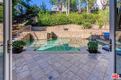 Exterior - 6621 E Prescott Ct, Orange, CA 92867 photo 8 of 9