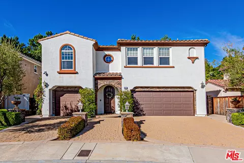 6621 E Prescott Ct, Orange, CA 92867