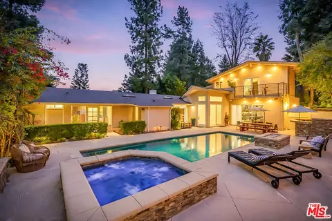 16561 Adlon Rd, Encino, CA 91436
