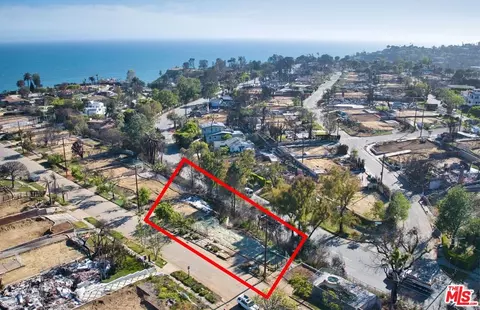535 N Las Casas Ave, Pacific Palisades, CA 90272