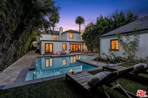725 N Doheny Dr, Beverly Hills, CA 90210