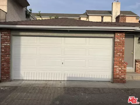 Exterior - 271 W Ash Ave, Burbank, CA 91502 photo 6 of 7