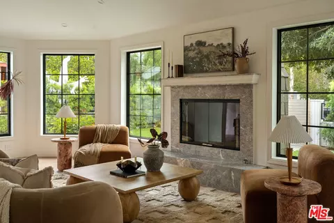 851 Dickson St, Marina Del Rey, CA 90292