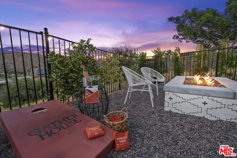 Exterior - 55840 Free Gold Dr, Yucca Valley, CA 92284 photo 3 of 4