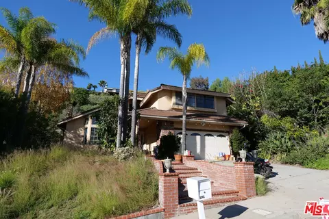 2241 Flintridge Dr, Glendale, CA 91206